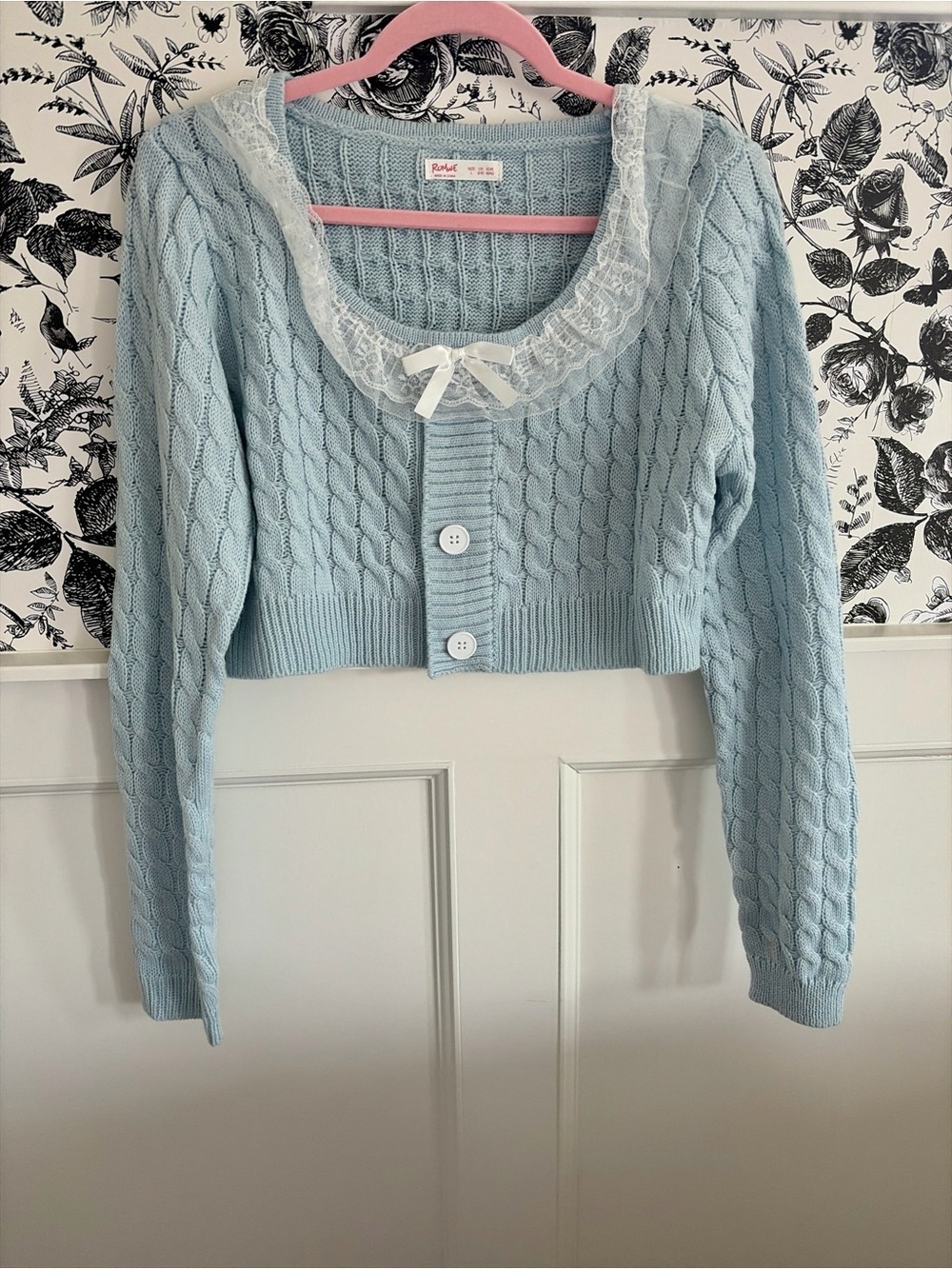 Light Blue Cable Knit Cropped Sweater Cardigan with Lace Trim